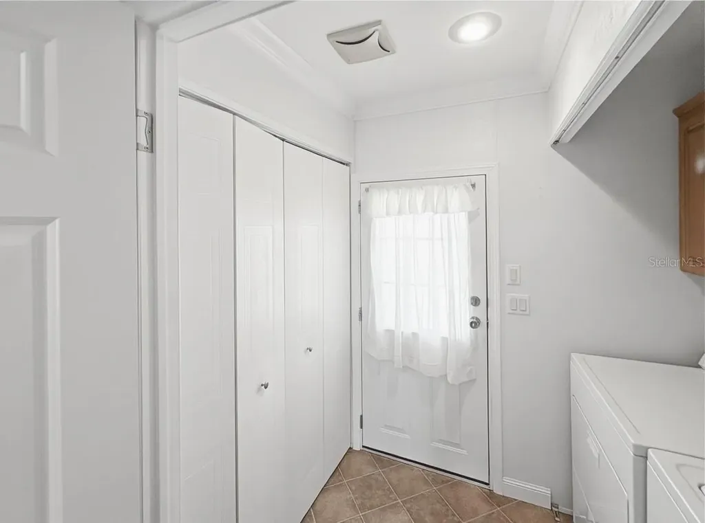 17 Seminole Path Wildwood FL 34785