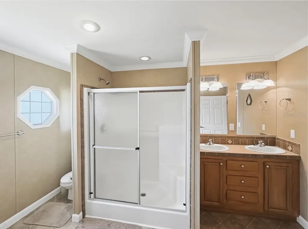 17 Seminole Path Wildwood FL 34785