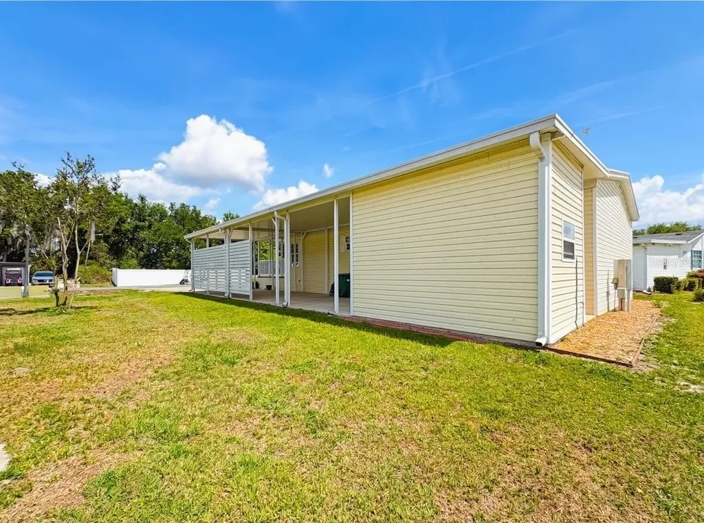 17 Seminole Path Wildwood FL 34785