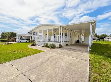 17 Seminole Path Wildwood FL 34785
