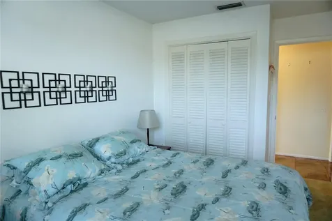 4312 Tahitian Gardens Circle Holiday FL 34691