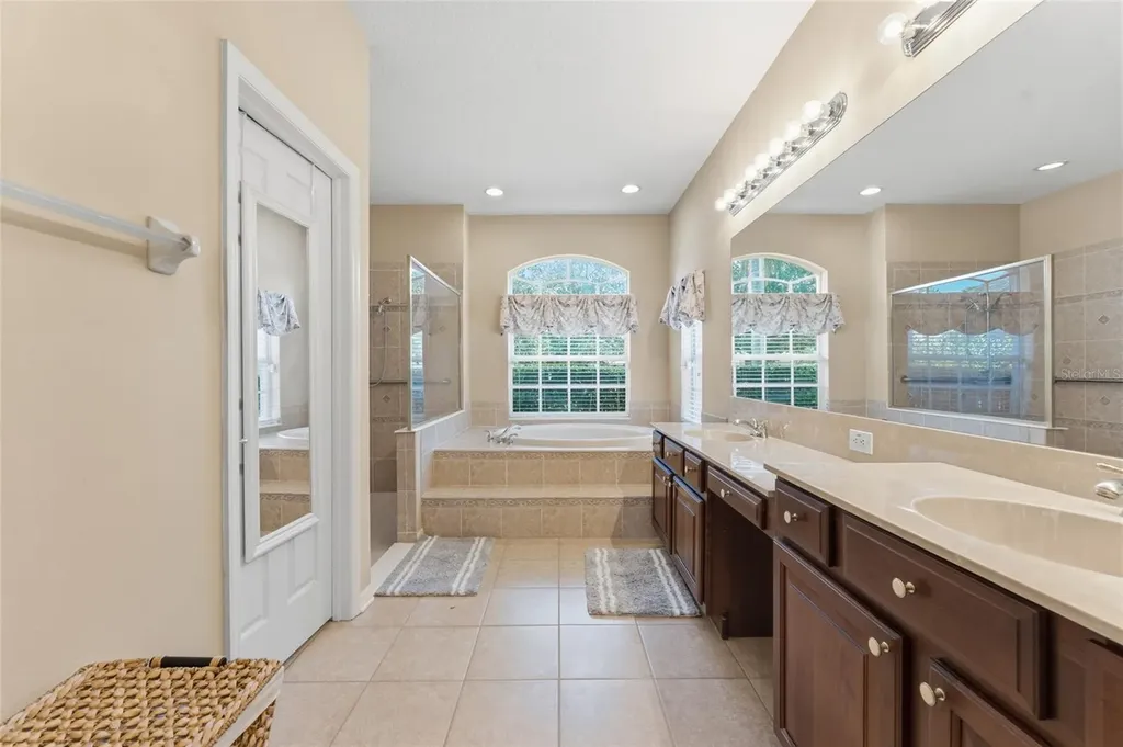 5925 Jefferson Park Drive Tampa FL 33625