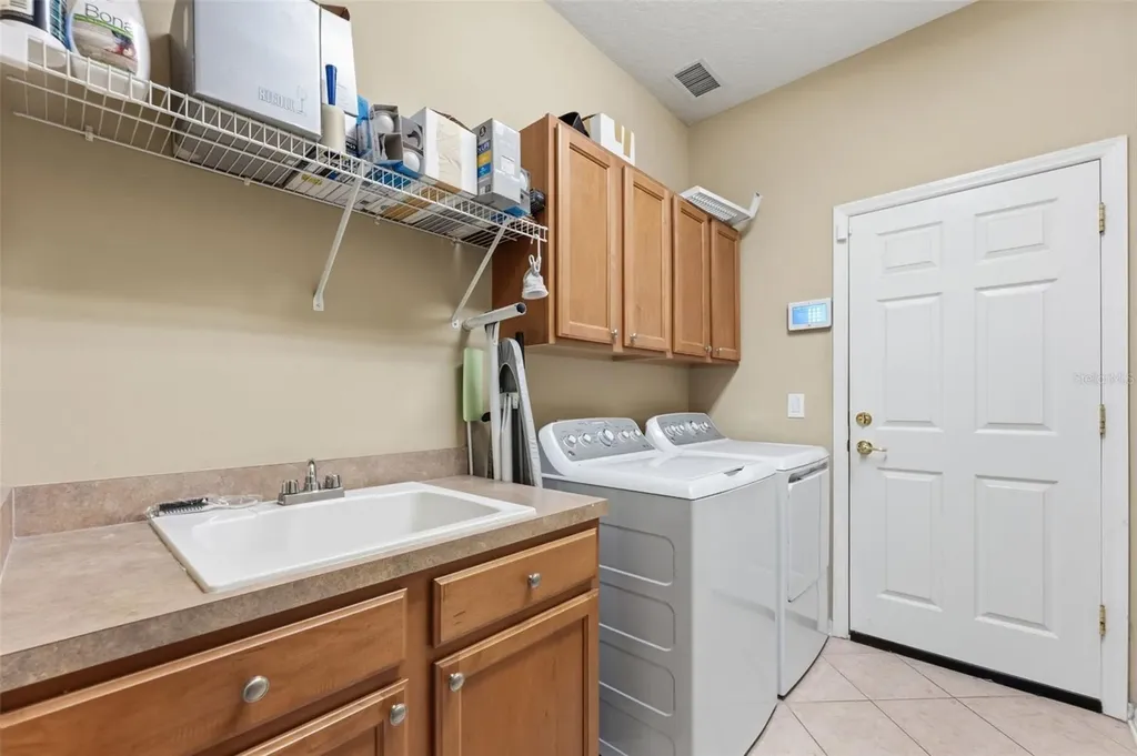 5925 Jefferson Park Drive Tampa FL 33625