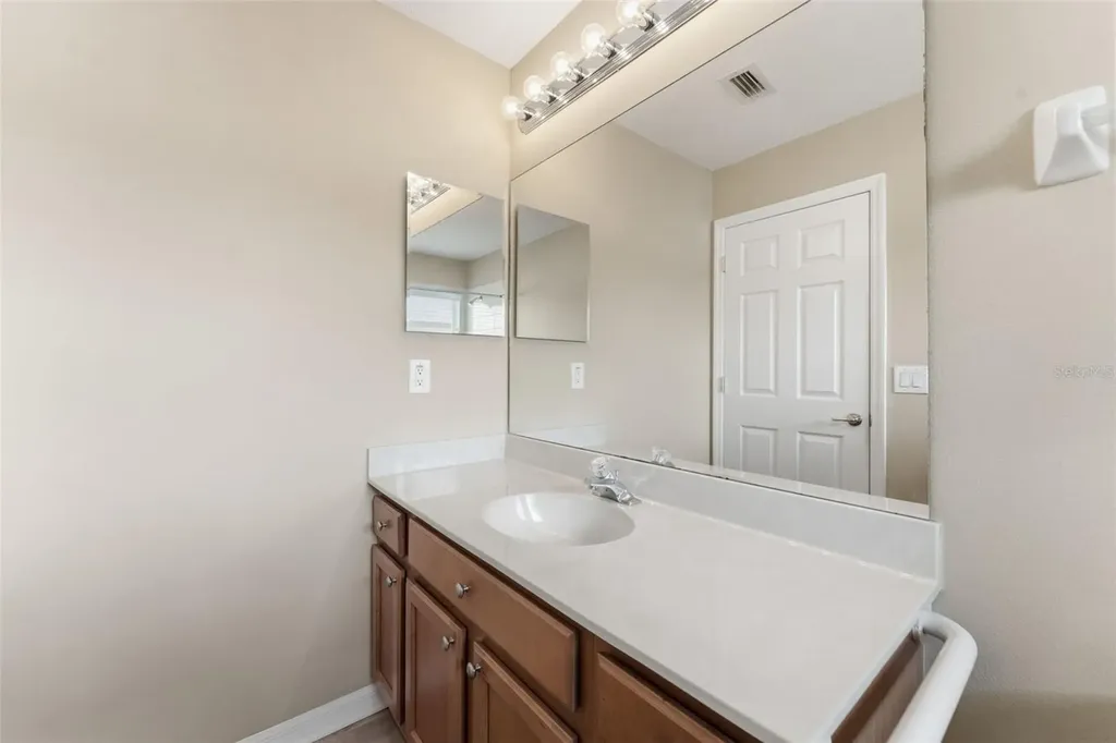 5925 Jefferson Park Drive Tampa FL 33625