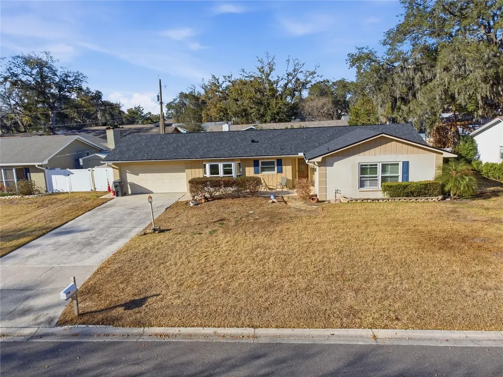 308 Ellen Way Brandon FL 33510