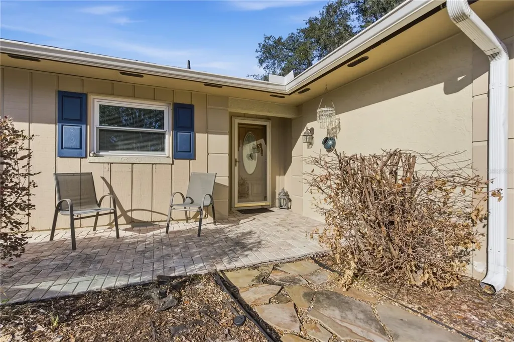 308 Ellen Way Brandon FL 33510