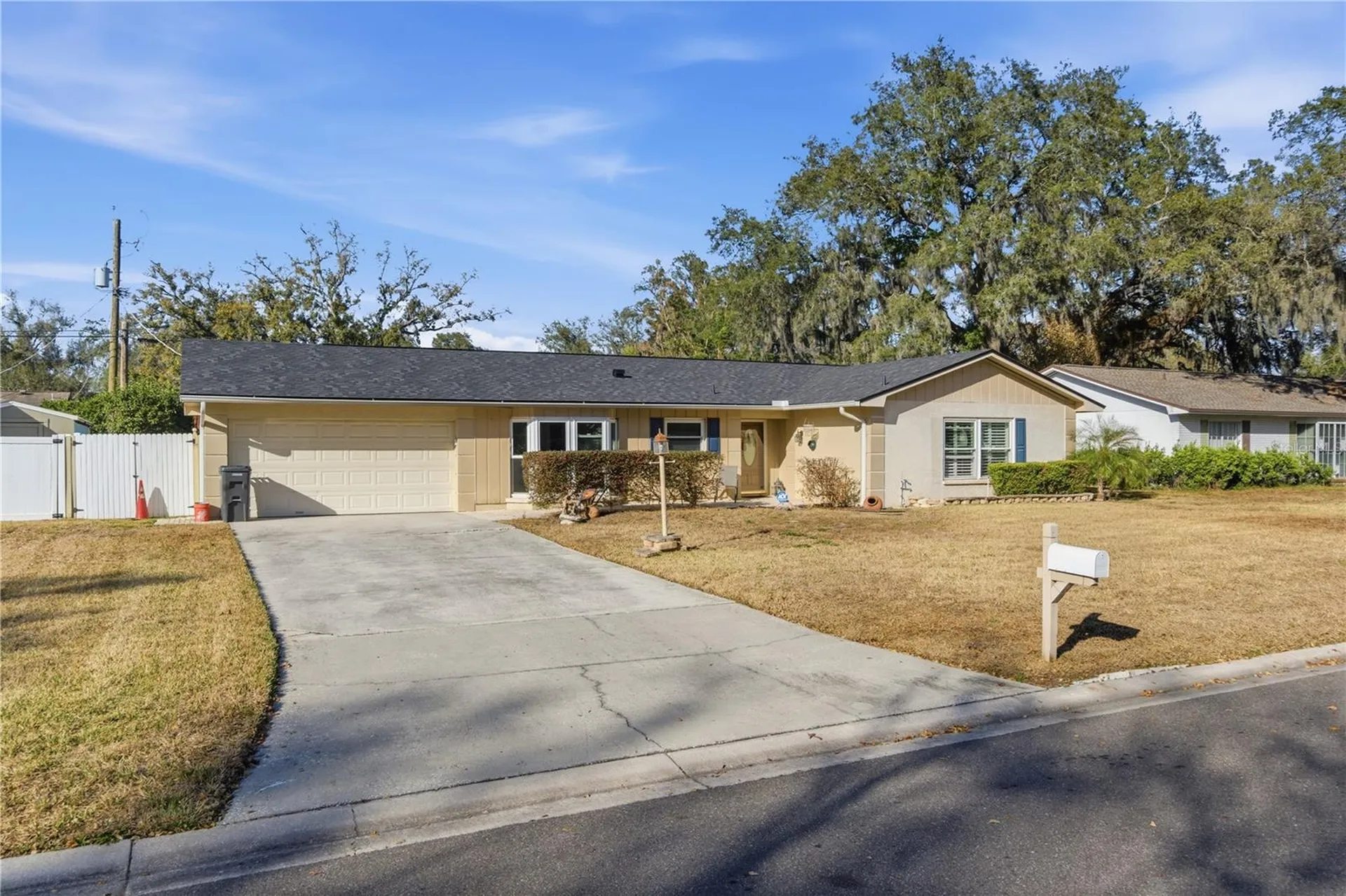 308 Ellen Way Brandon FL 33510