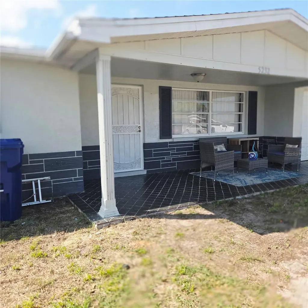 5232 Soarrow Drive Holiday FL 34690