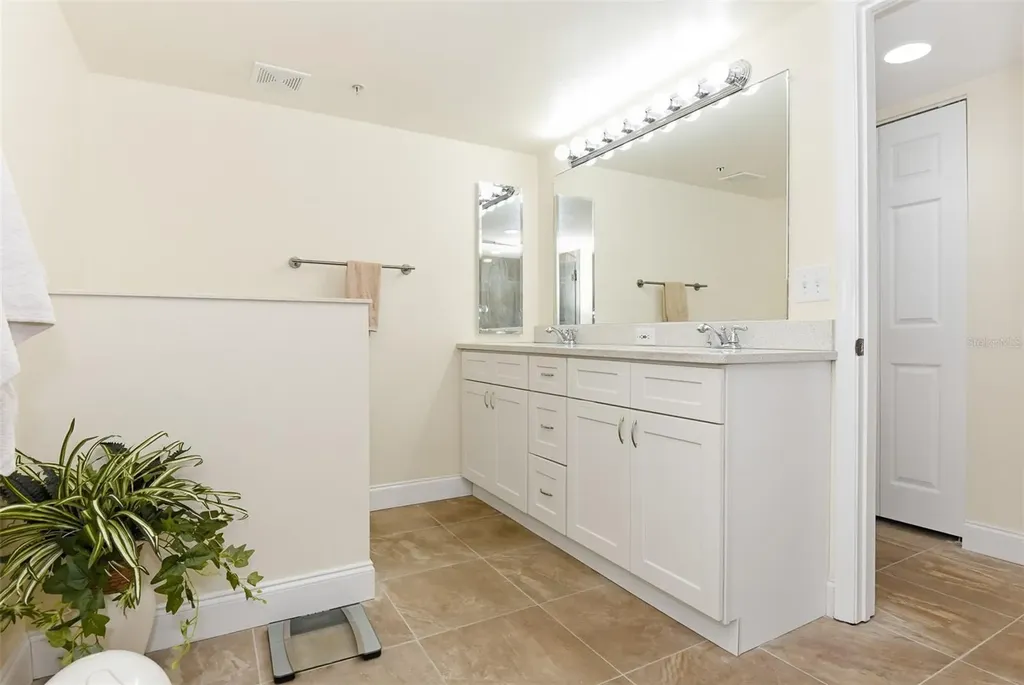 2967 S Atlantic Avenue Daytona Beach Shores FL 32118