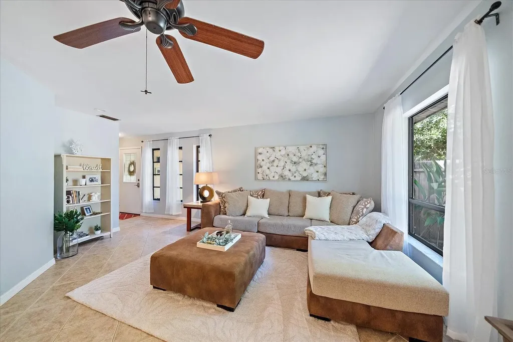 3246 Maiden Lane Sarasota FL 34231