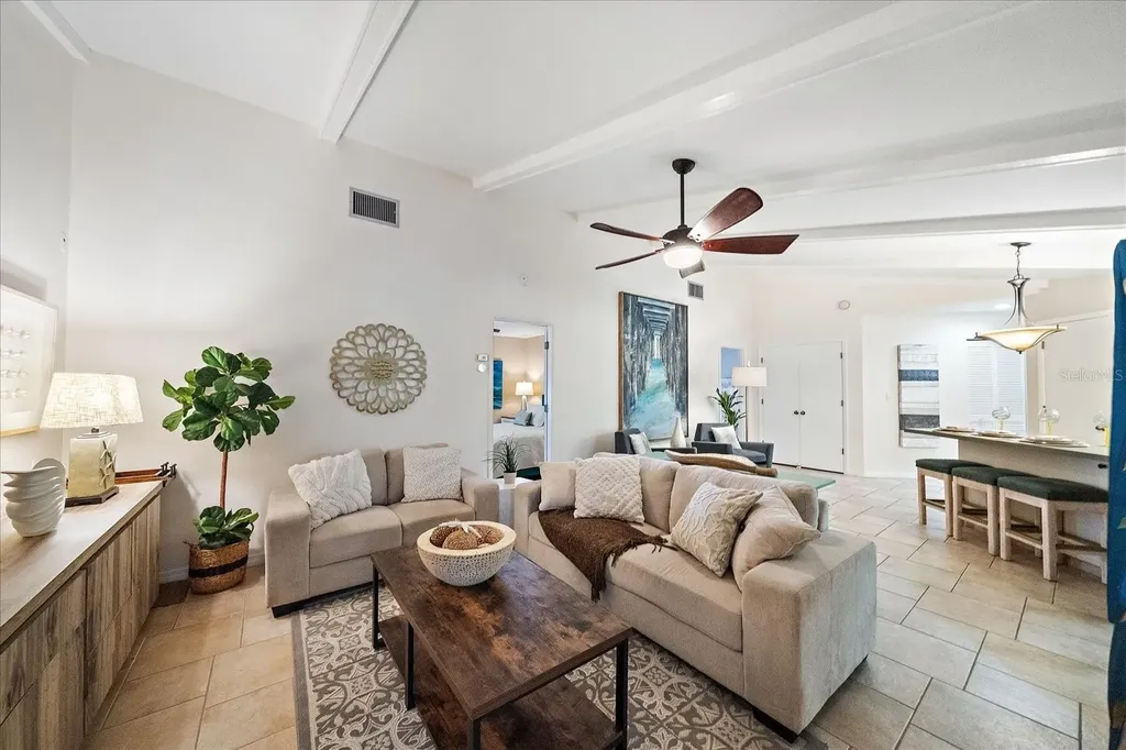 3246 Maiden Lane Sarasota FL 34231