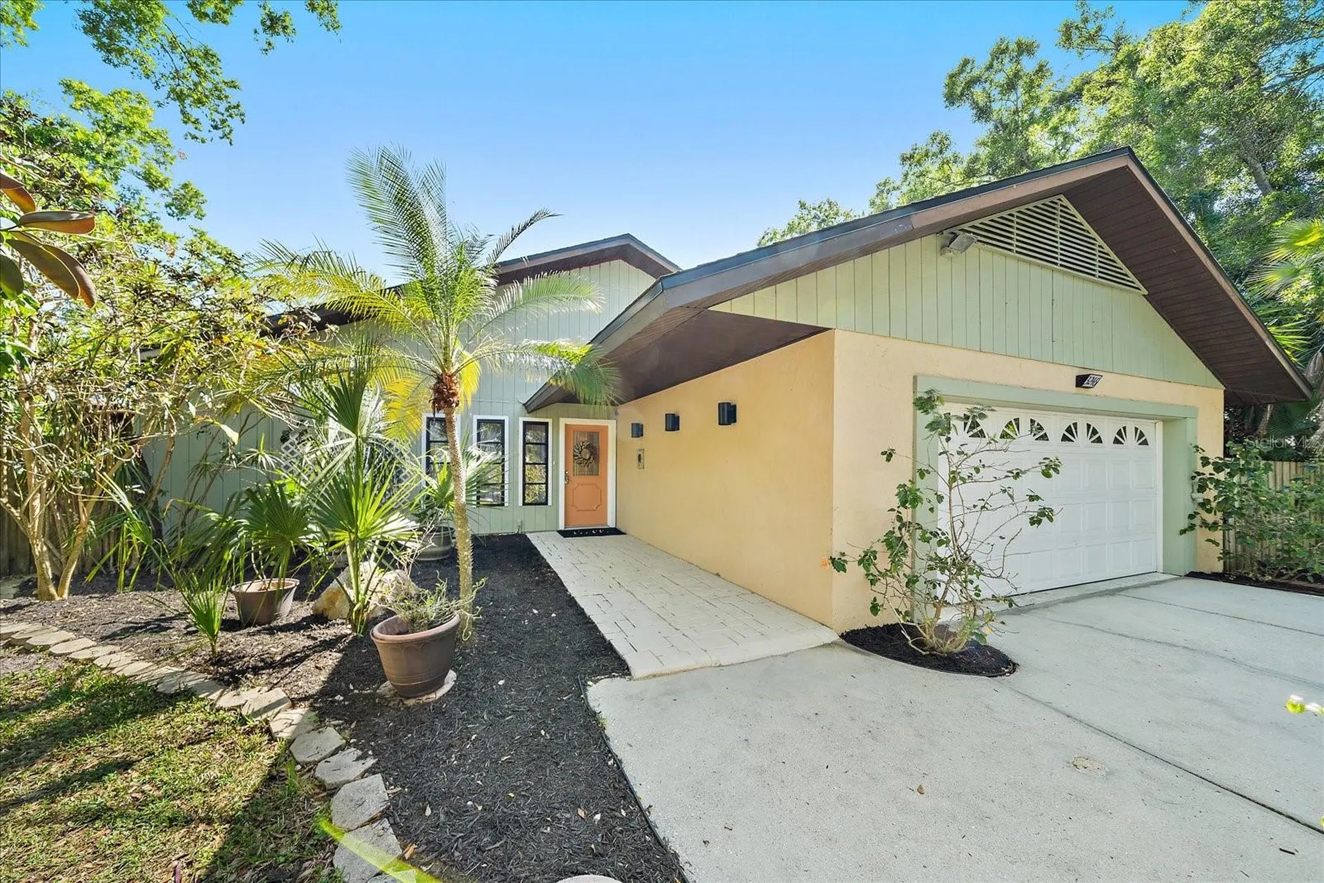 3246 Maiden Lane Sarasota FL 34231