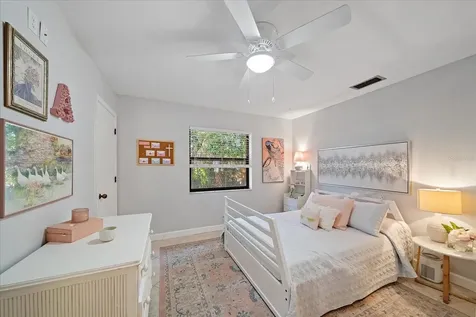 3246 Maiden Lane Sarasota FL 34231