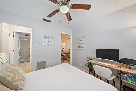 3246 Maiden Lane Sarasota FL 34231