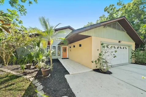 3246 Maiden Lane Sarasota FL 34231