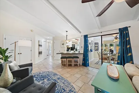 3246 Maiden Lane Sarasota FL 34231