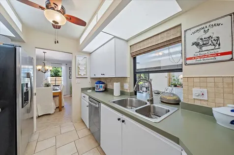 3246 Maiden Lane Sarasota FL 34231