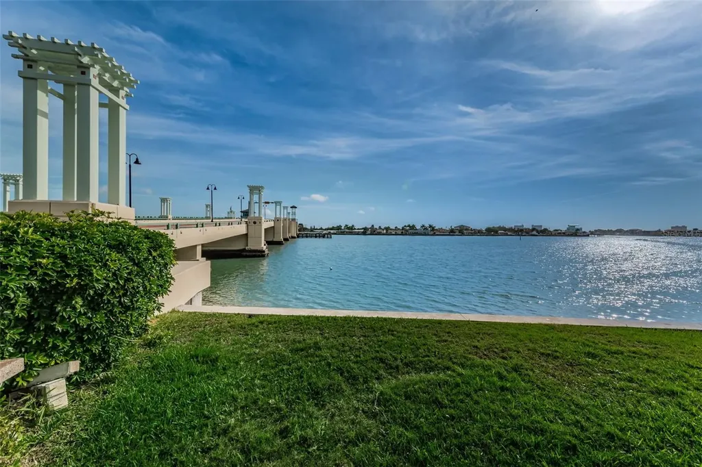 450 Treasure Island Causeway Treasure Island FL 33706