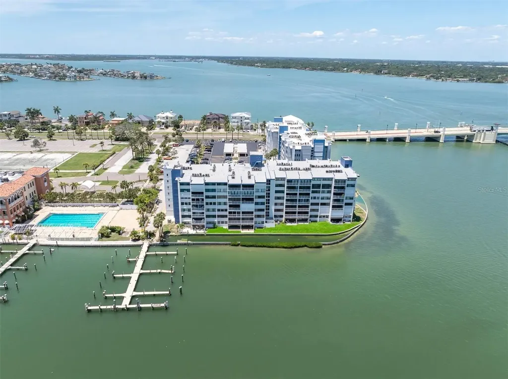450 Treasure Island Causeway Treasure Island FL 33706