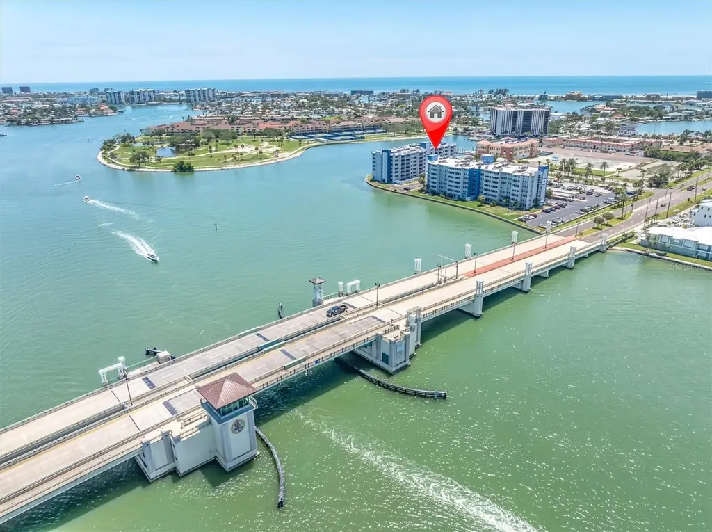 450 Treasure Island Causeway Treasure Island FL 33706