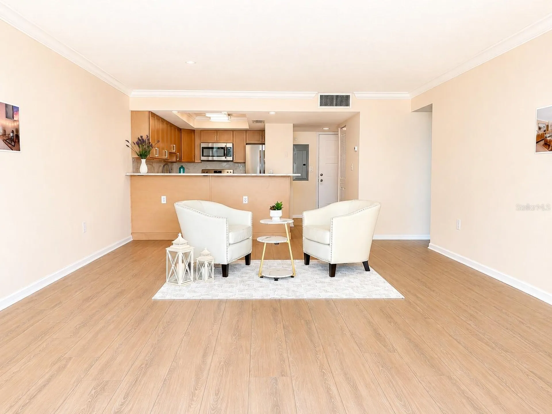 450 Treasure Island Causeway Treasure Island FL 33706