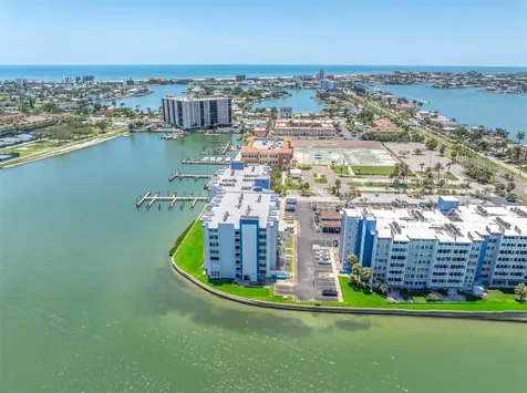 450 Treasure Island Causeway Treasure Island FL 33706
