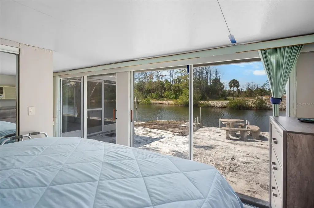 1030 Drury Lane Englewood FL 34224