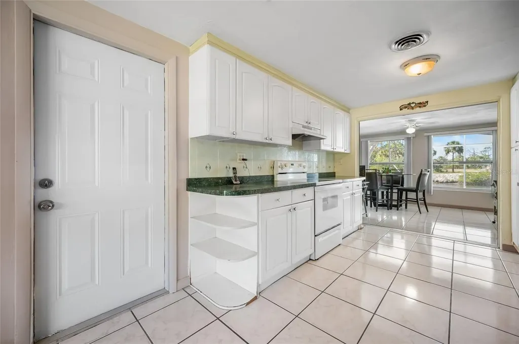 1030 Drury Lane Englewood FL 34224