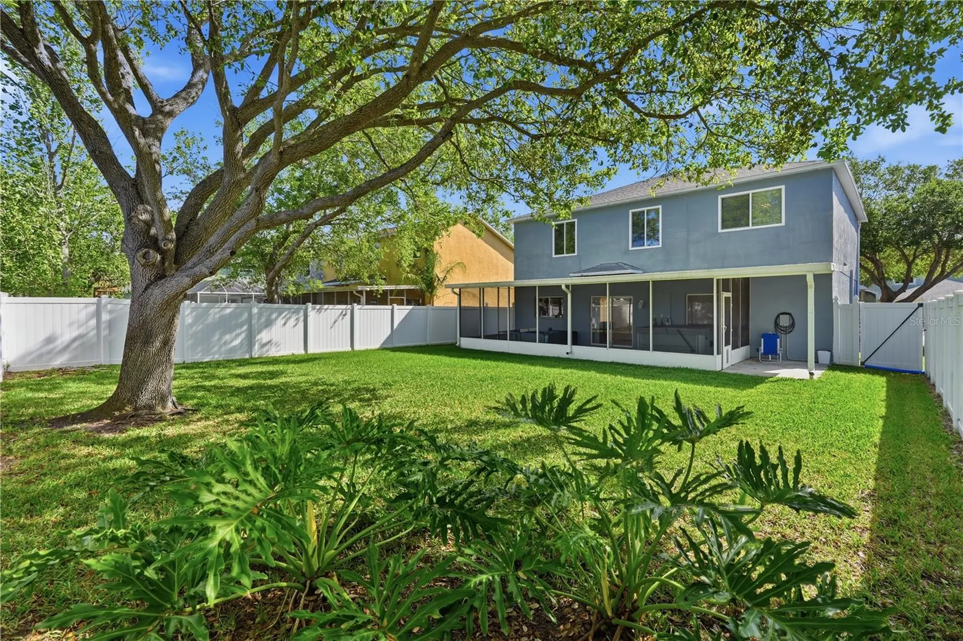 1734 Mapleleaf Boulevard Oldsmar FL 34677
