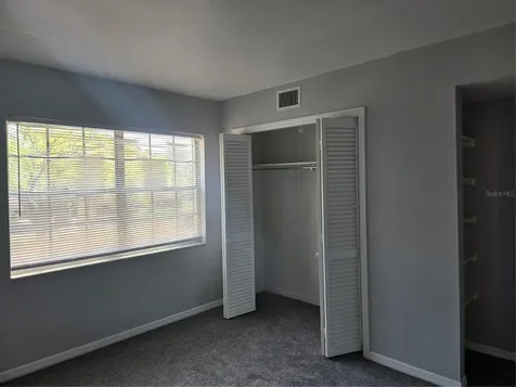 10342 Carrollwood Lane Tampa FL 33618