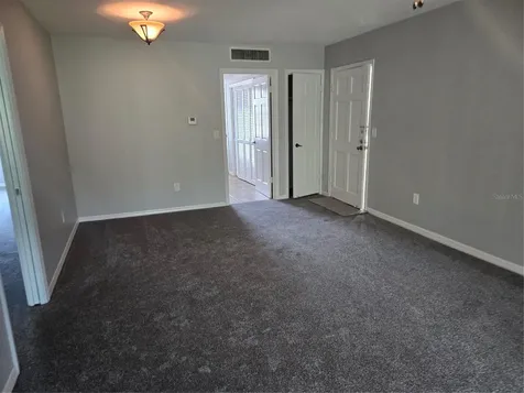 10342 Carrollwood Lane Tampa FL 33618