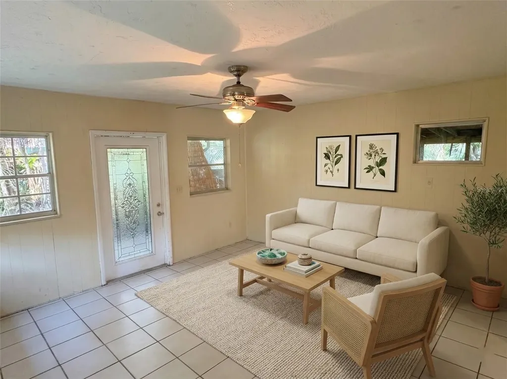 1799 Lake Circle Fort Pierce FL 34945