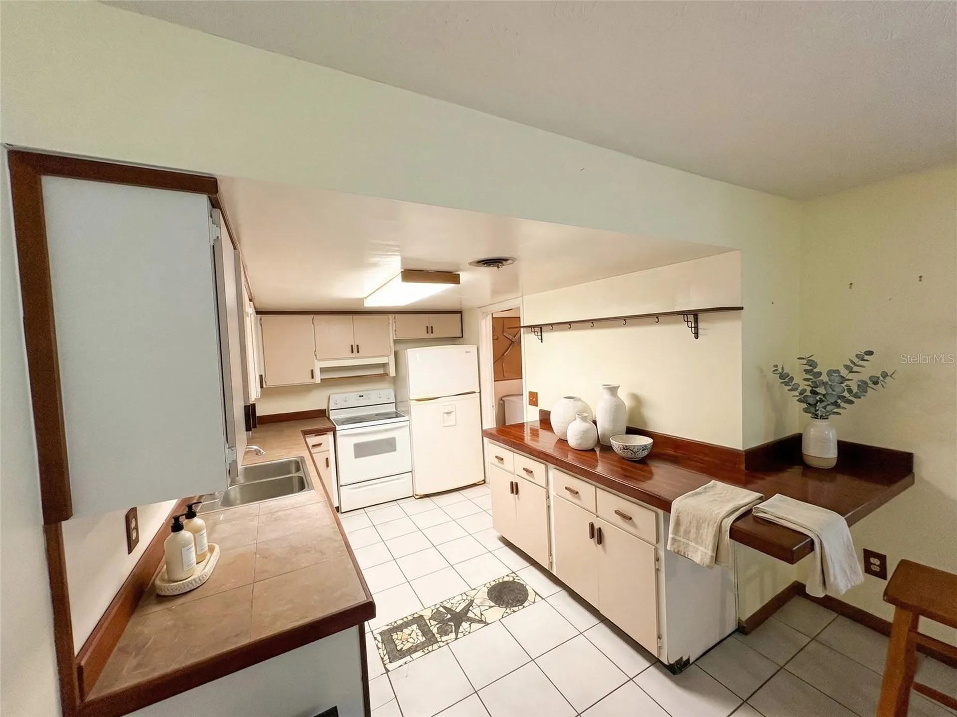 1799 Lake Circle Fort Pierce FL 34945