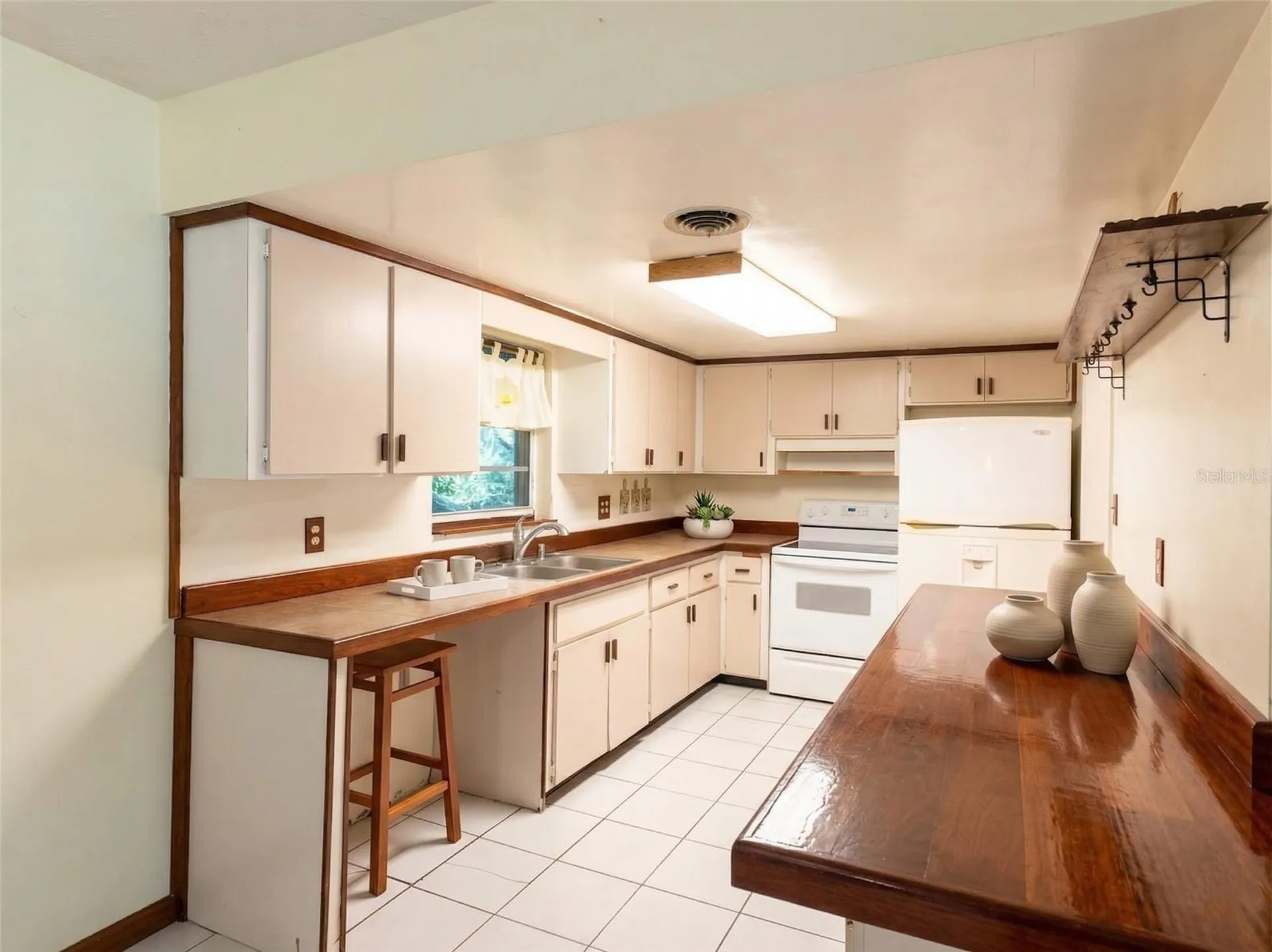 1799 Lake Circle Fort Pierce FL 34945