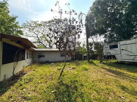 1799 Lake Circle Fort Pierce FL 34945