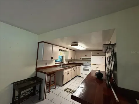 1799 Lake Circle Fort Pierce FL 34945