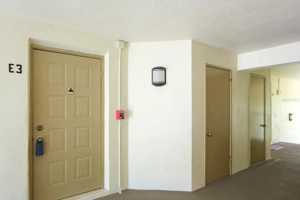 3166 Lake Pine Way S Tarpon Springs FL 34688