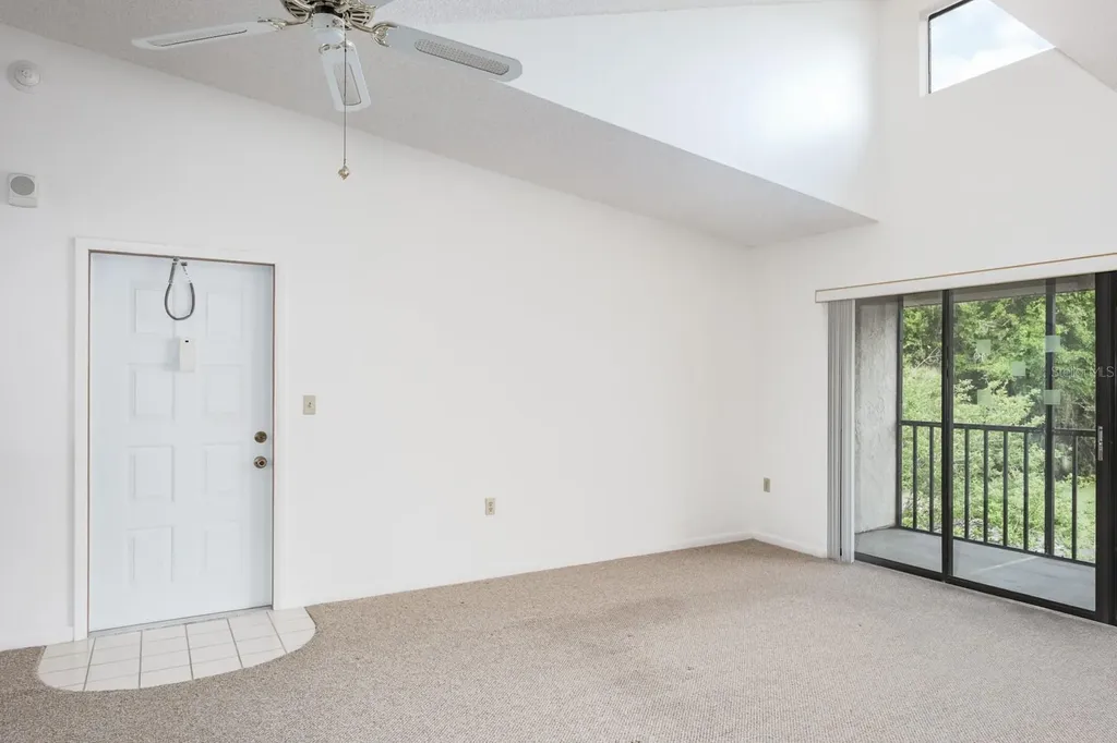 3166 Lake Pine Way S Tarpon Springs FL 34688