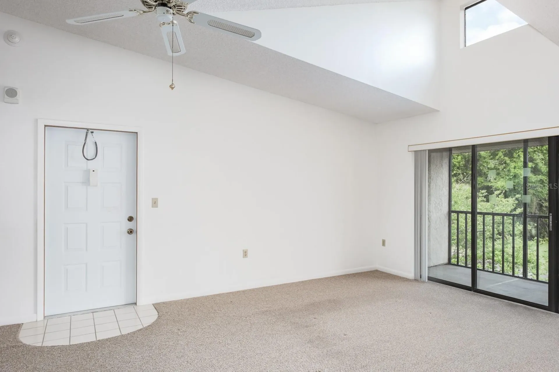 3166 Lake Pine Way S Tarpon Springs FL 34688
