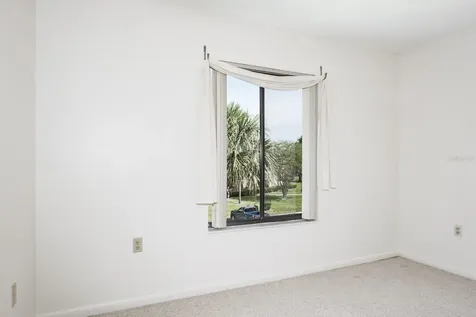 3166 Lake Pine Way S Tarpon Springs FL 34688