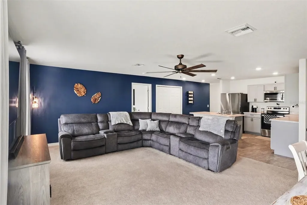 1409 NE 4th Place Cape Coral FL 33909