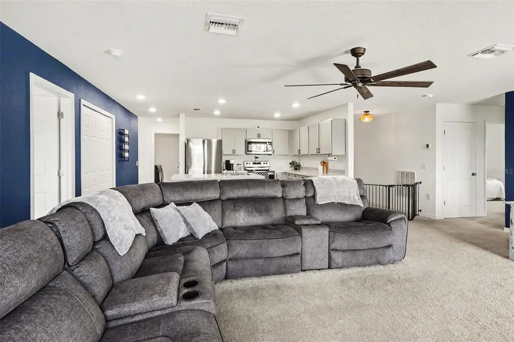 1409 NE 4th Place Cape Coral FL 33909