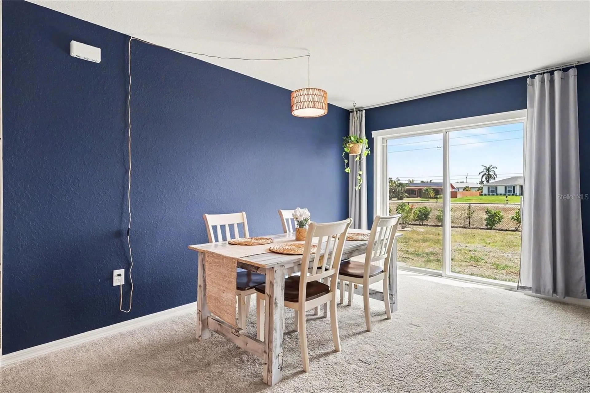 1409 NE 4th Place Cape Coral FL 33909