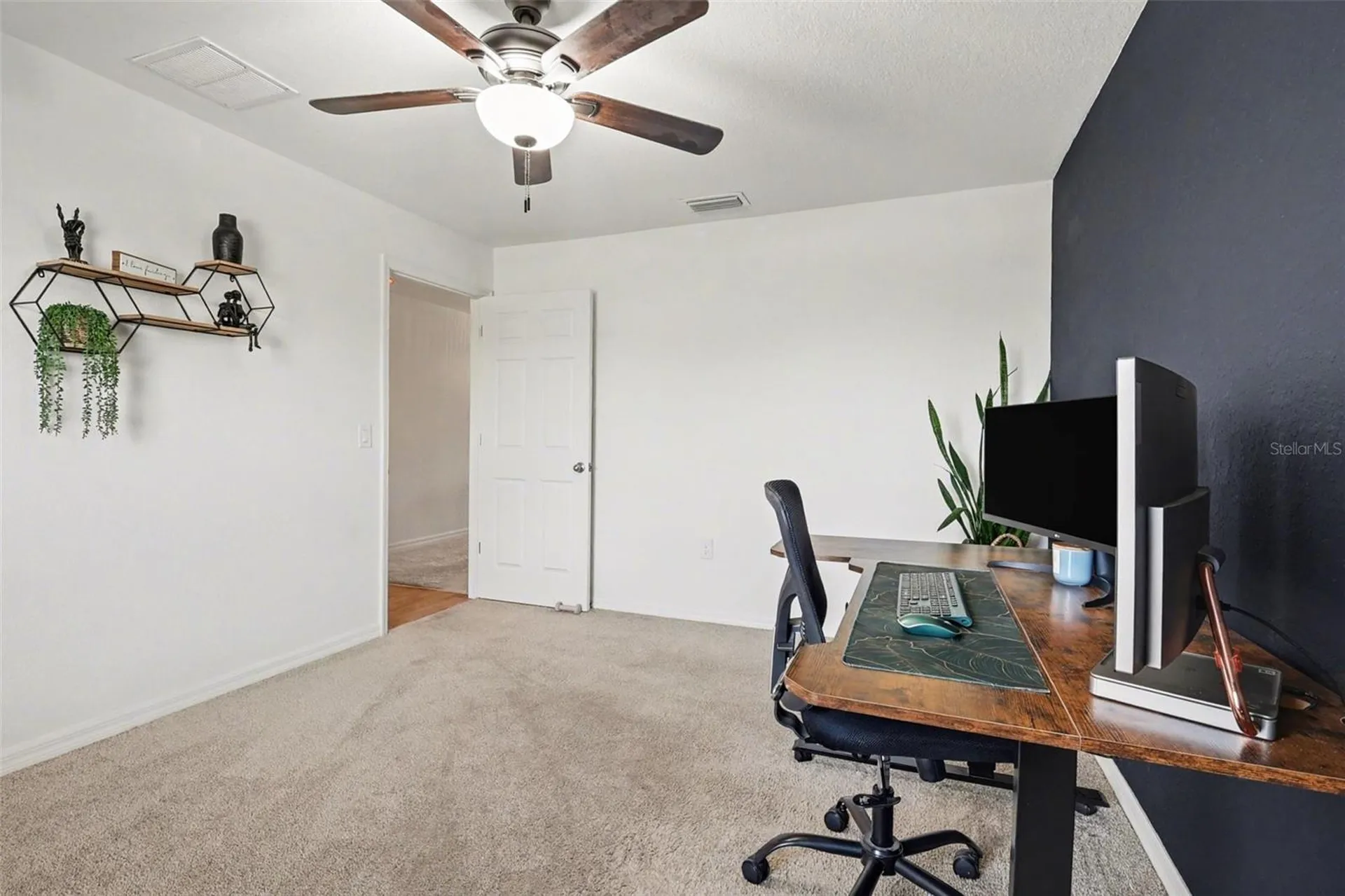 1409 NE 4th Place Cape Coral FL 33909