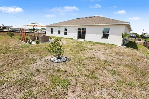 1409 NE 4th Place Cape Coral FL 33909