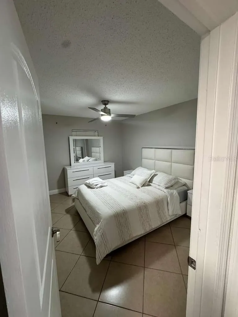 2593 38th Avenue N St Petersburg FL 33713