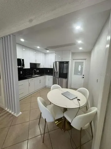 2593 38th Avenue N St Petersburg FL 33713