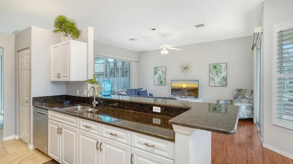 533 Fallbrook Drive Venice FL 34292