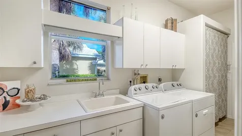 533 Fallbrook Drive Venice FL 34292