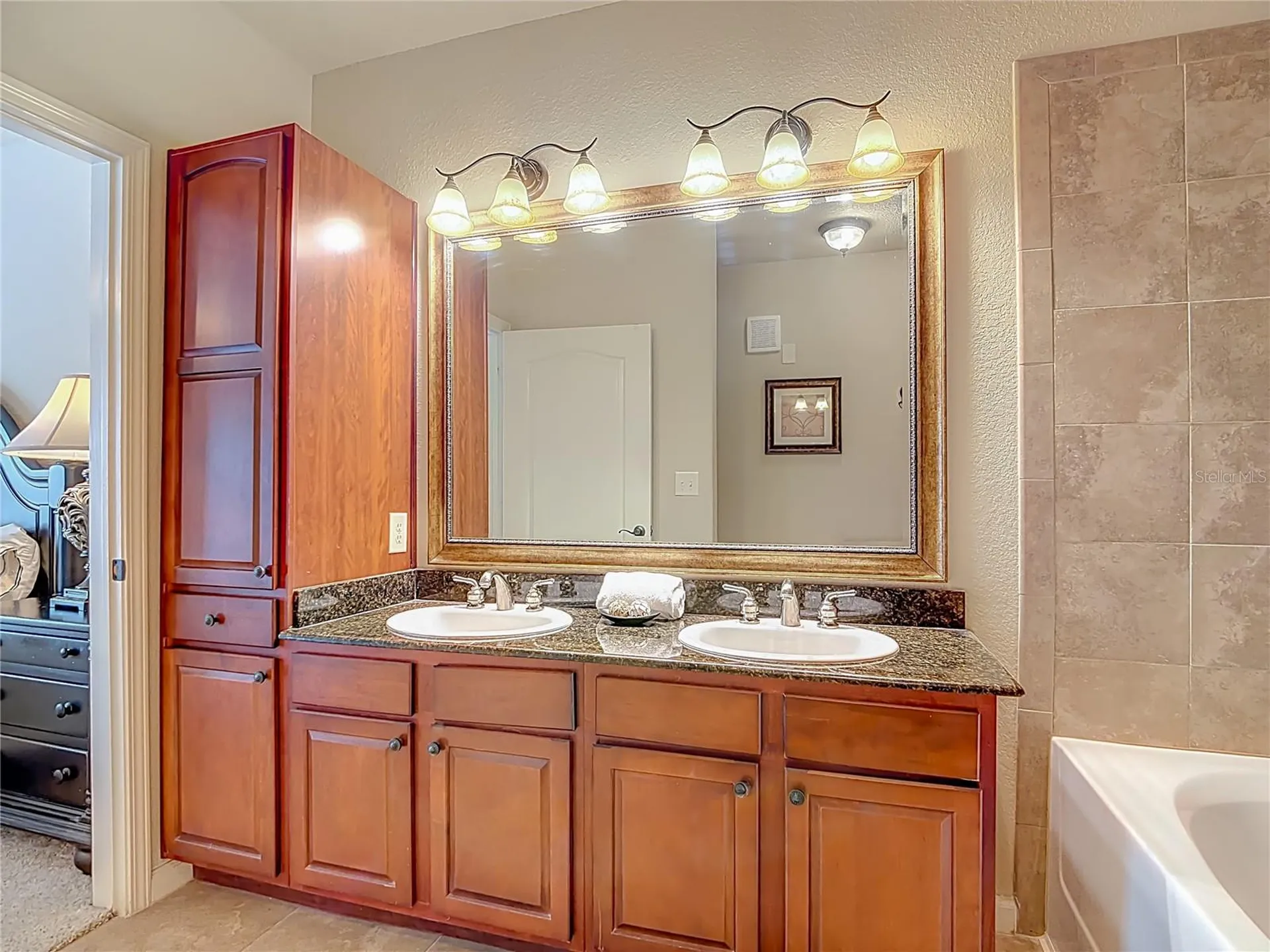 910 Charo Parkway Davenport FL 33897